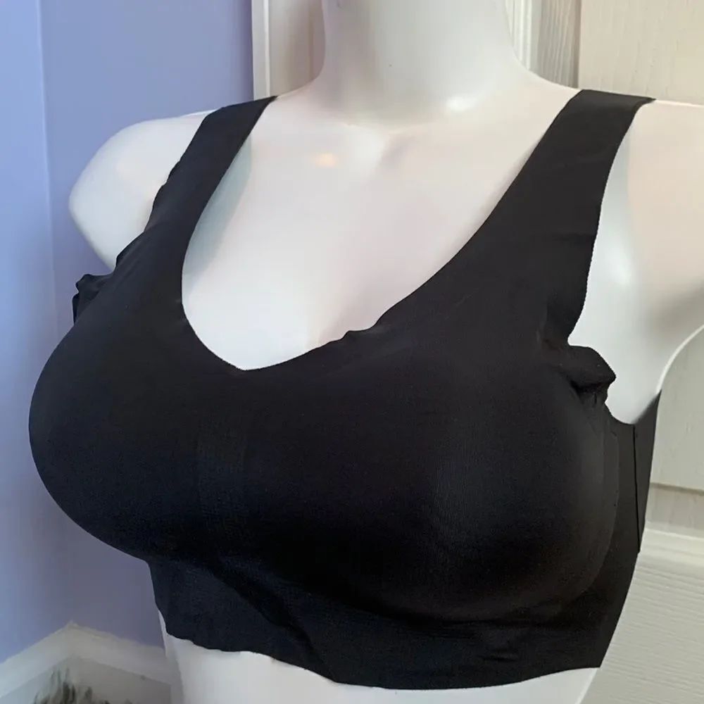 Hanes Laser Cut No Wire Seamless Bralette Bra Black M